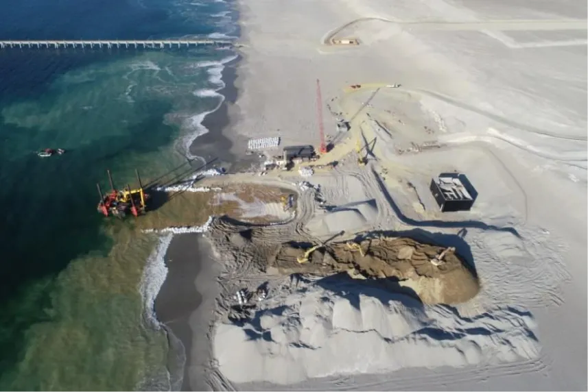 Obra civil marina del pantalán de Repsol de descarga de crudo en el puerto exterior de Langosteira